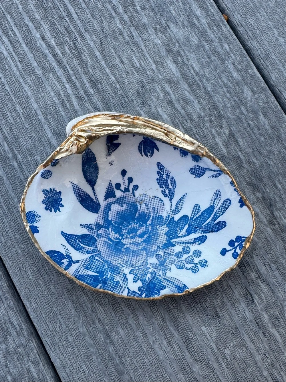 Blue & White Chinoiserie Ring Dish – Floral Shell Trinket Dish